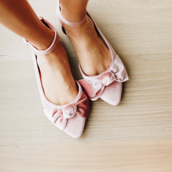 pink flats with bow